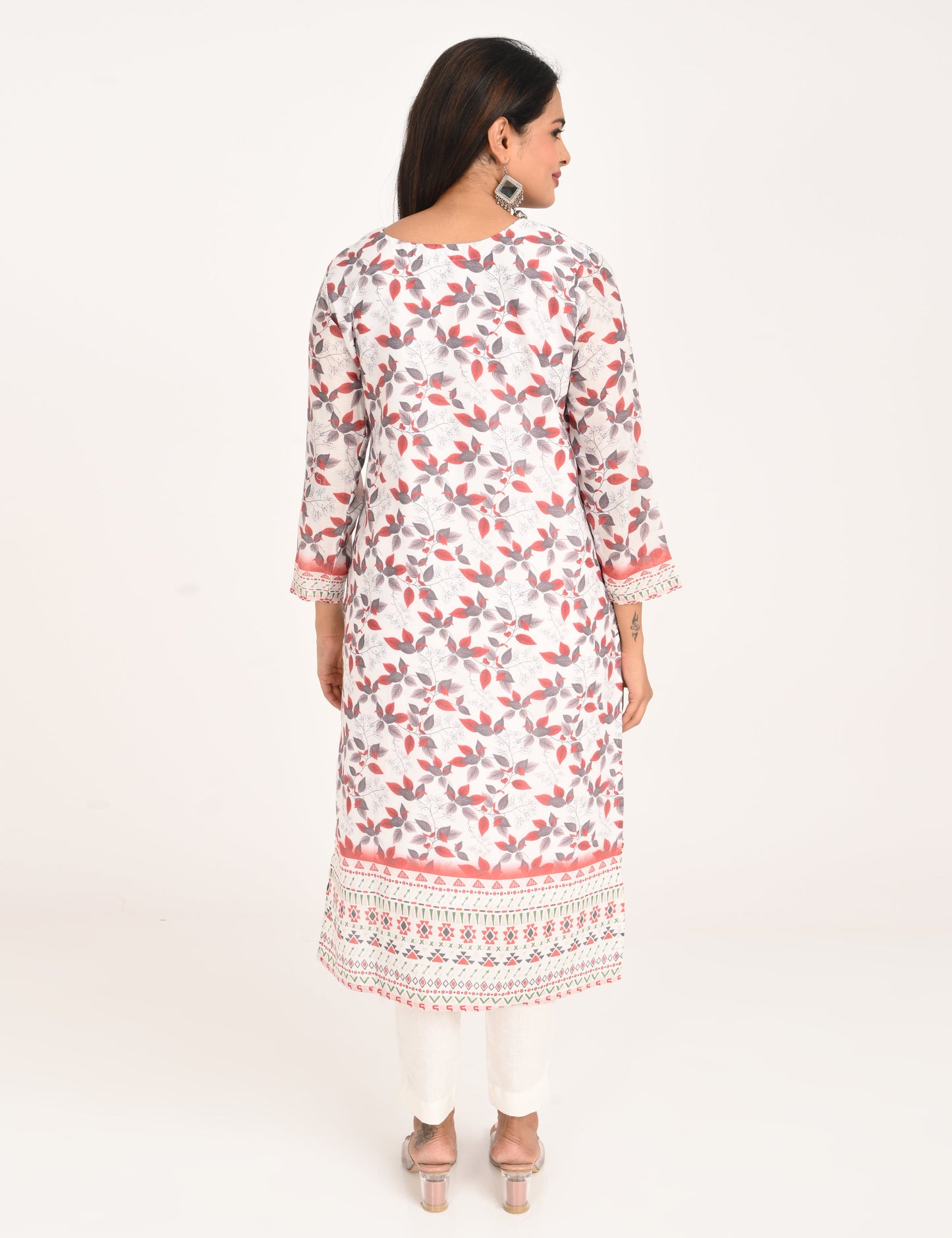 ONVIEW | 1126 | COTTON CHIKANKARI WORK WITH DIGITAL PRINTED