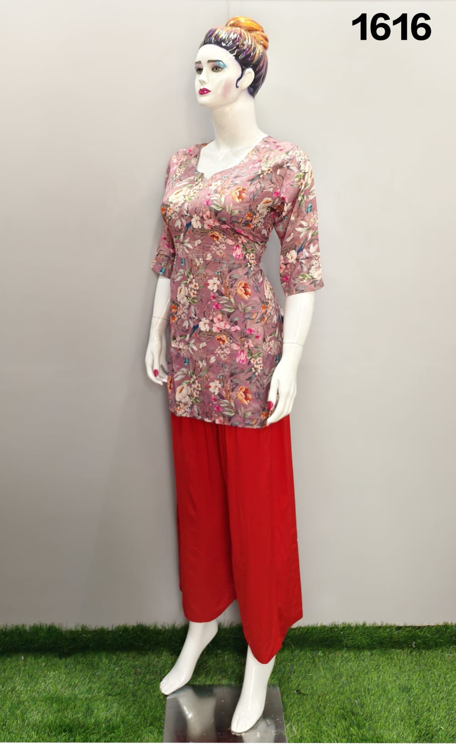 ONVIEW | 1616 | TRENDY RAYON DIGITAL PRINTED SHORT TOP