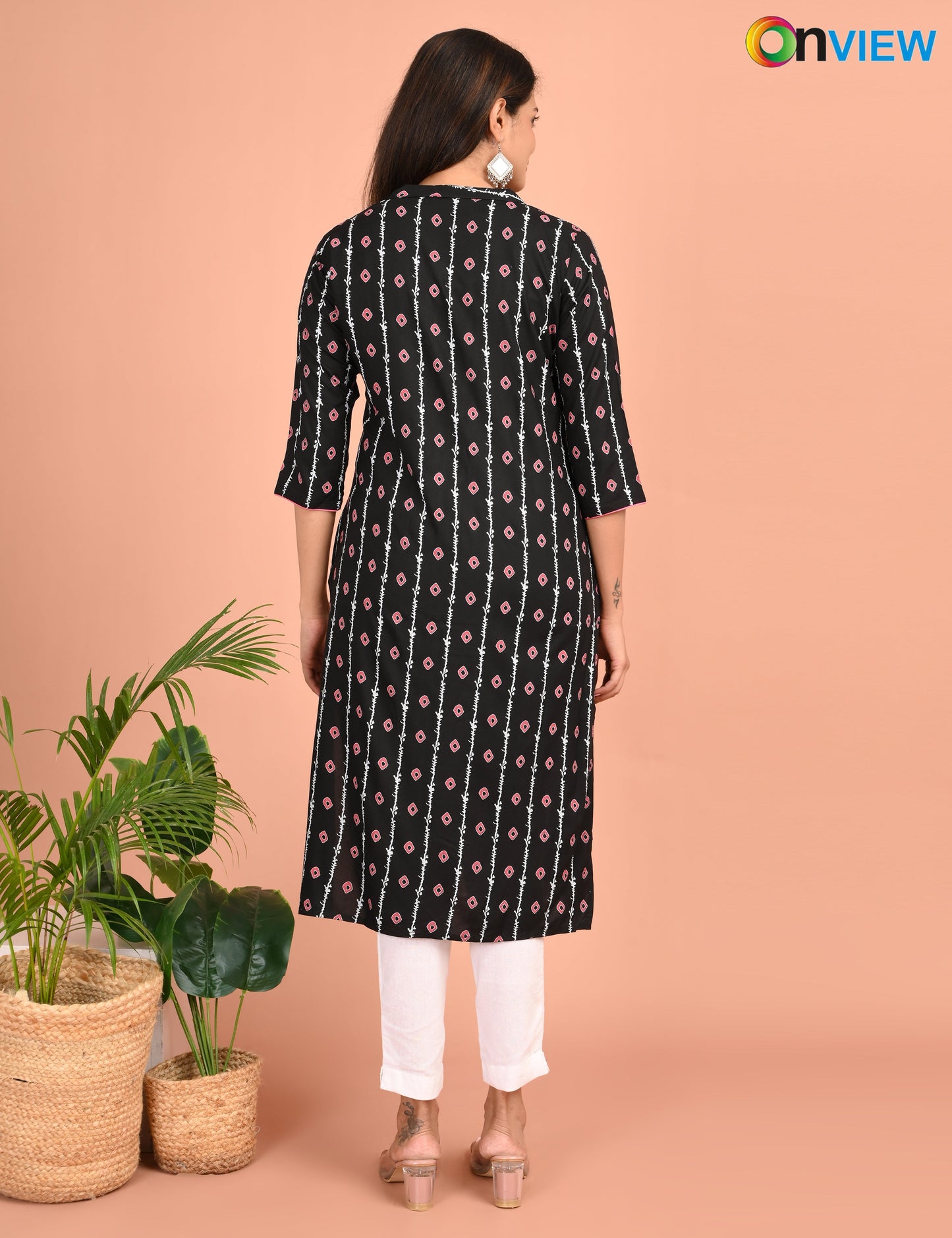 NAVASSA | 949 | COLLAR NECK WITH POCKET