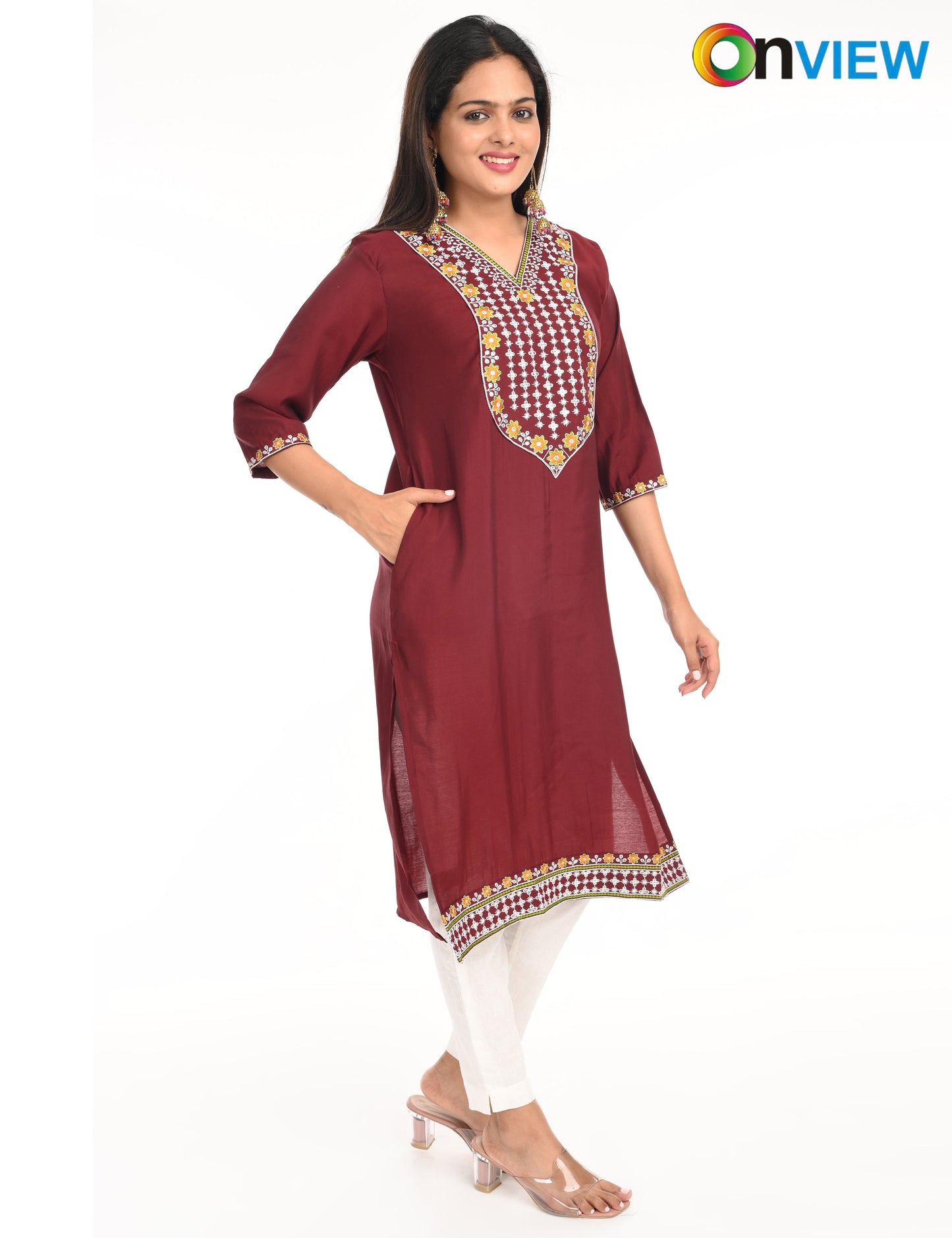 ONVIEW | 1424 | ROMAN SILK EMBROIDERY WITH BORDER