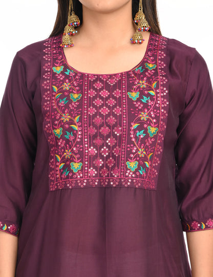 ONVIEW | 1426 | ROMAN SILK EMBROIDERY WITH BORDER