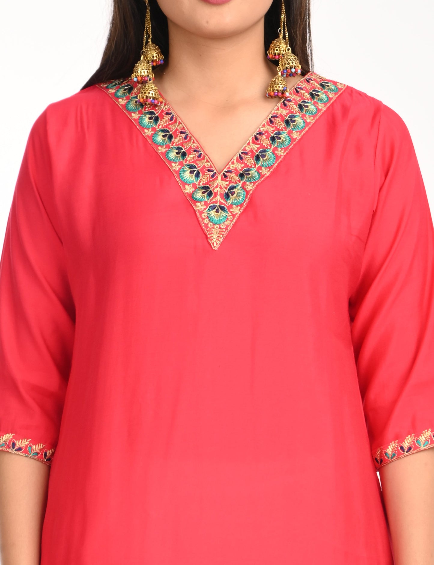 ONVIEW | 1428 | ROMAN SILK EMBROIDERY WITH BORDER