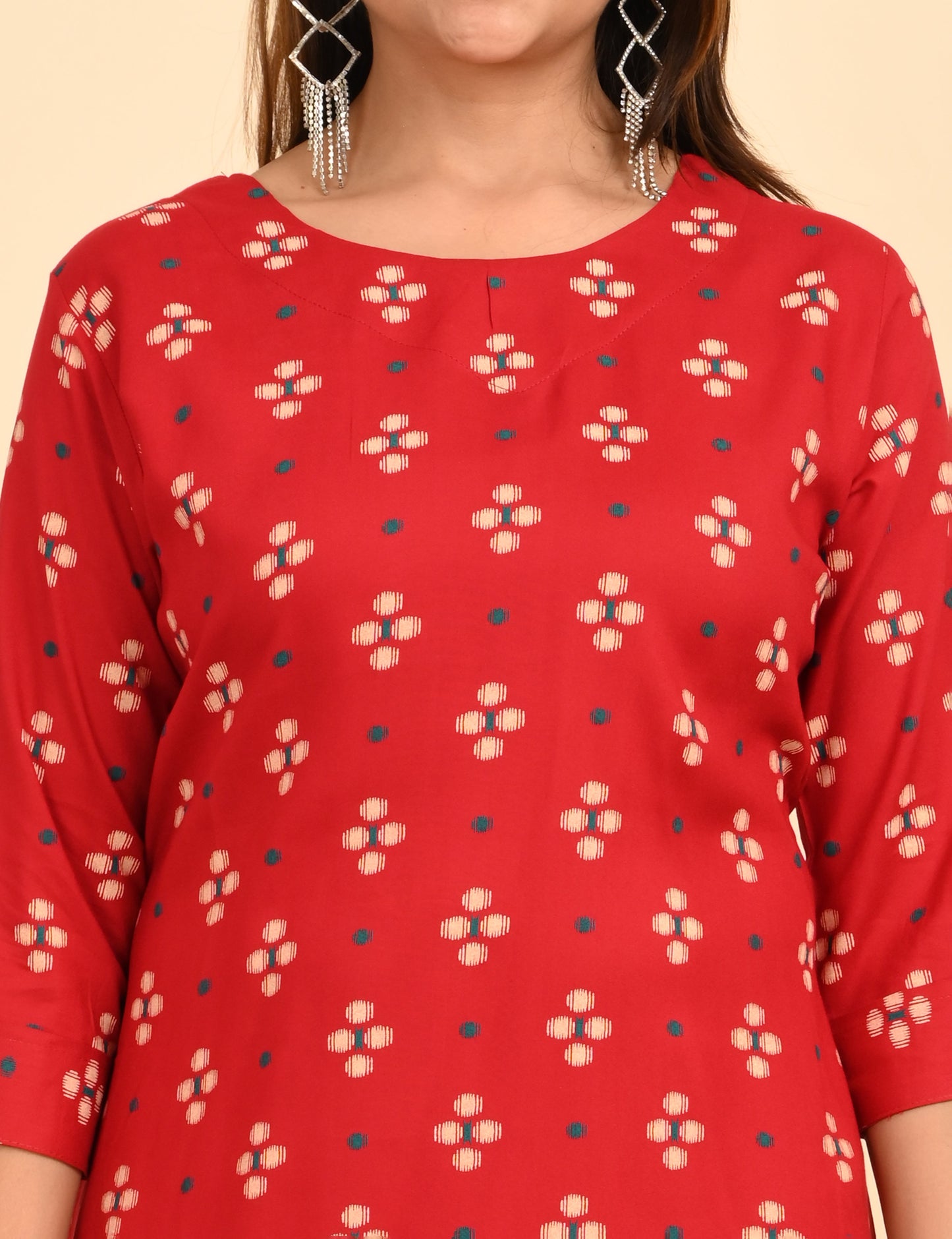 CHEMOX | 301 | DESIGN NECK WITH POCKET