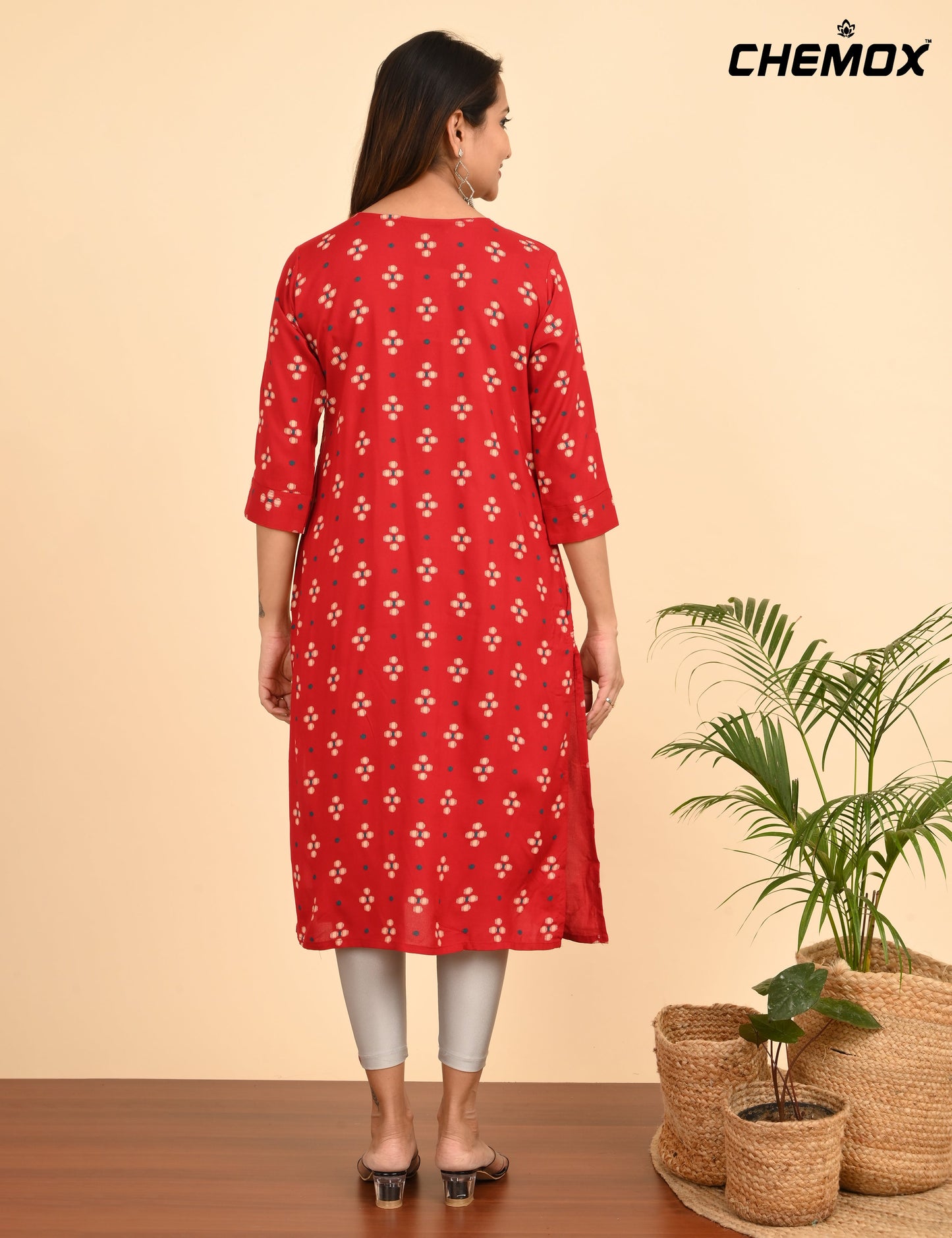 CHEMOX | 301 | DESIGN NECK WITH POCKET