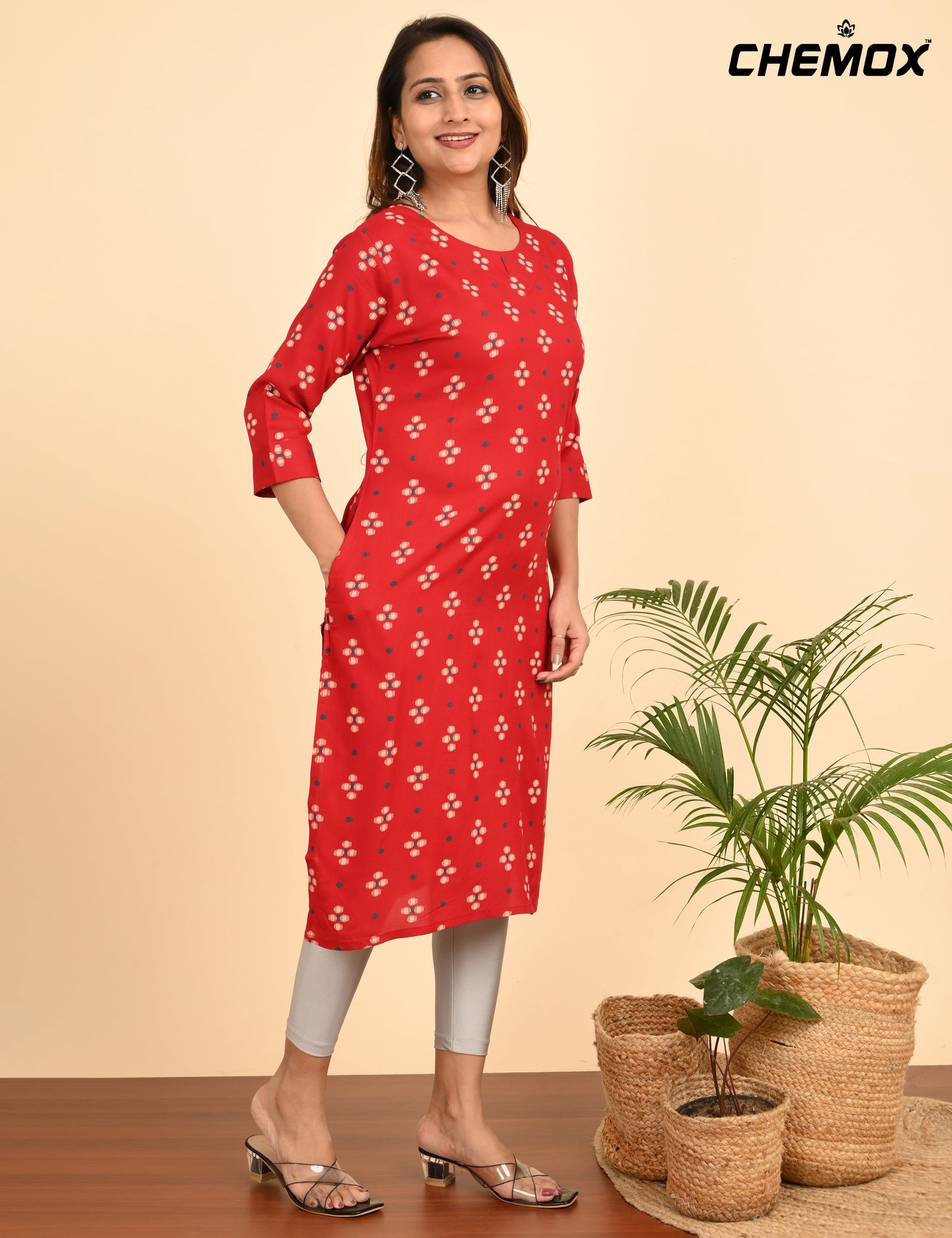 CHEMOX | 301 | DESIGN NECK WITH POCKET