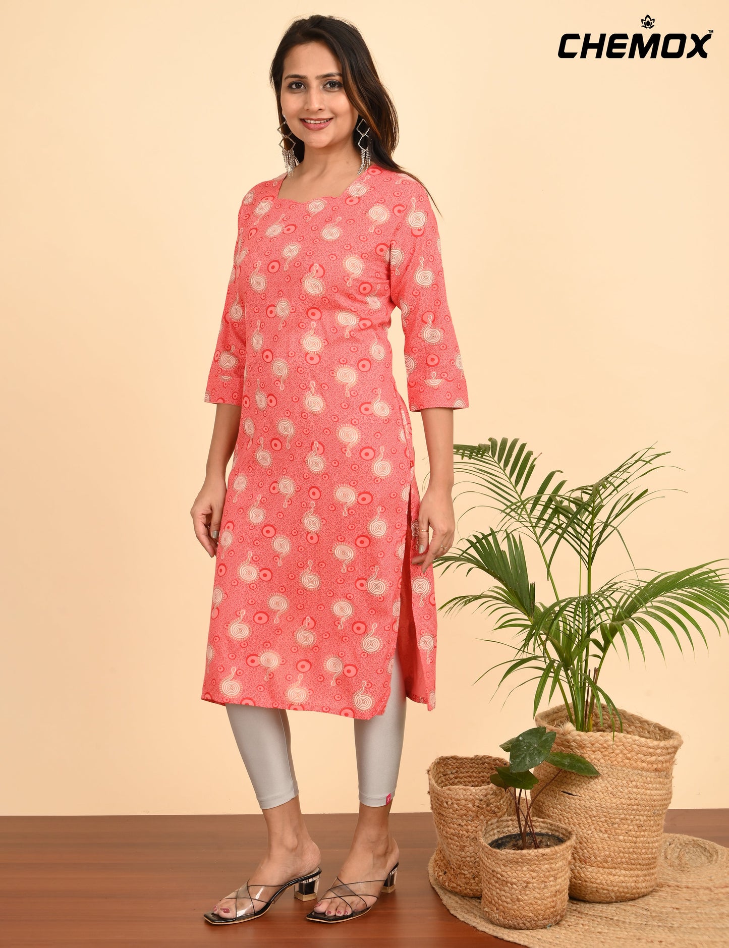 CHEMOX | 313 | DESIGN NECK WITH POCKET