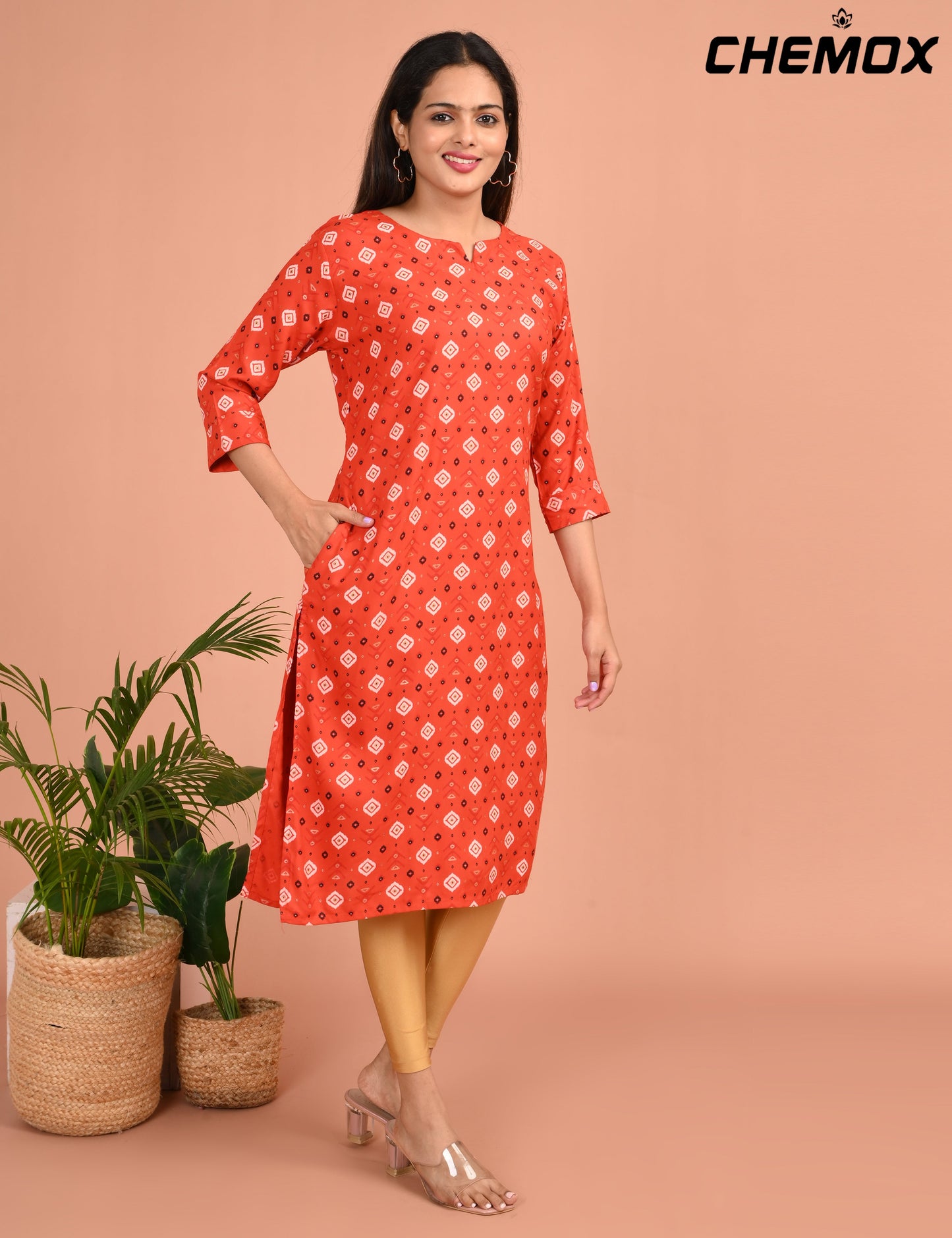 CHEMOX | 355 | DESIGN NECK WITH POCKET