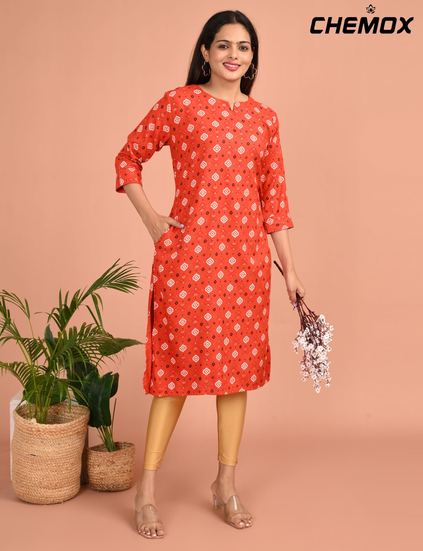 CHEMOX | 355 | DESIGN NECK WITH POCKET