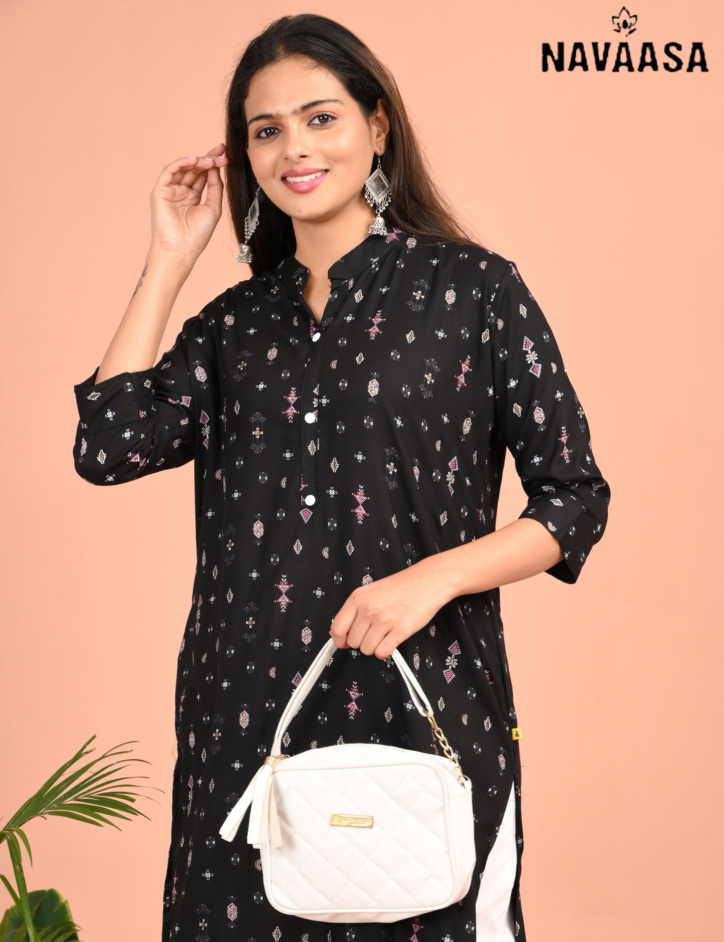 NAVASSA | 950 | COLLAR NECK WITH POCKET