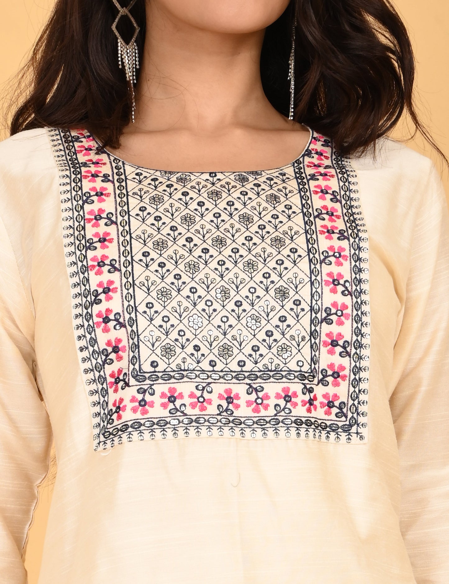 ONVIEW | 030 | BIG EMBROIDERY