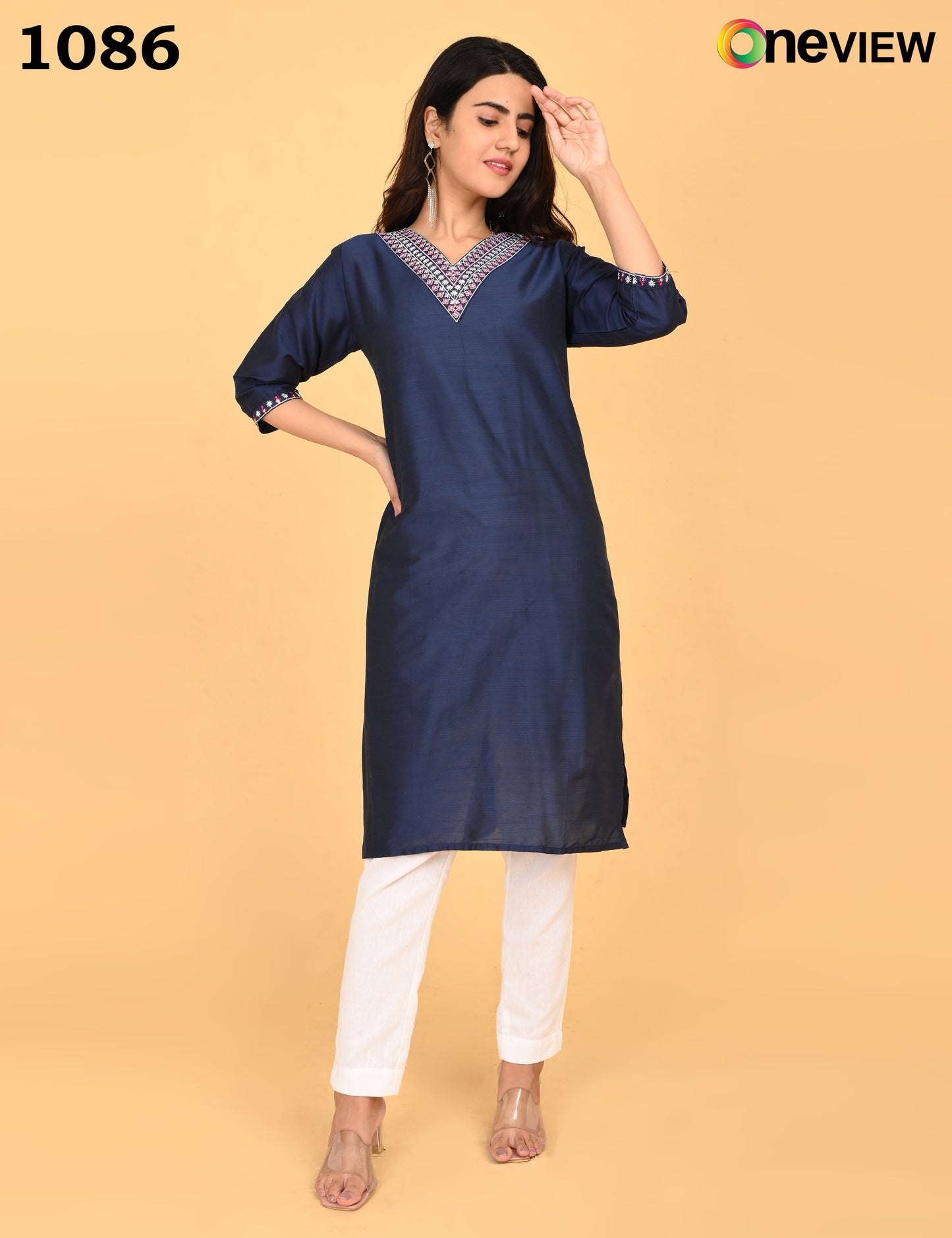 ONVIEW | 1086 | V NECK EMBROIDERY