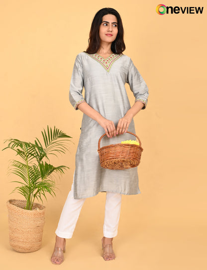 ONVIEW | 1123 | V NECK EMBROIDERY