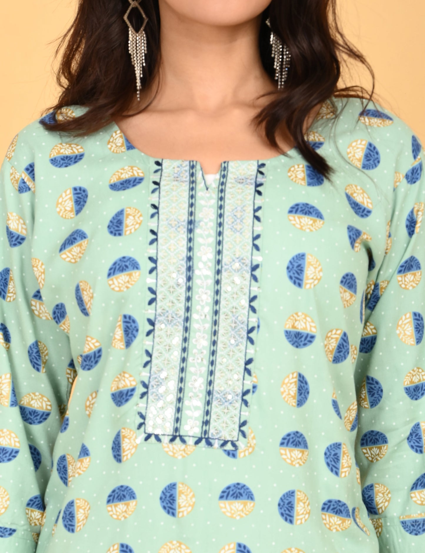 ONVIEW | 035 | SMALL EMBROIDERY