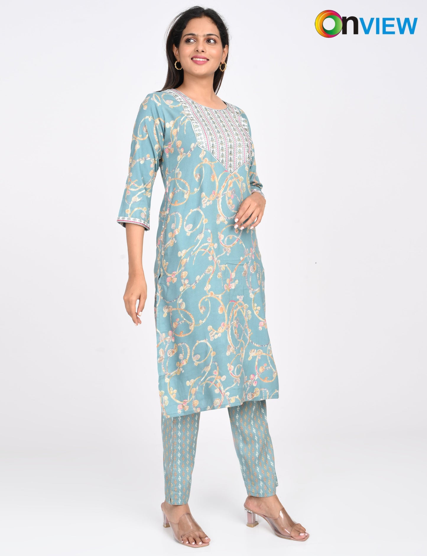 ONVIEW | 1410 | CAPSULE 2 PIECE SET WITH EMBROIDERY