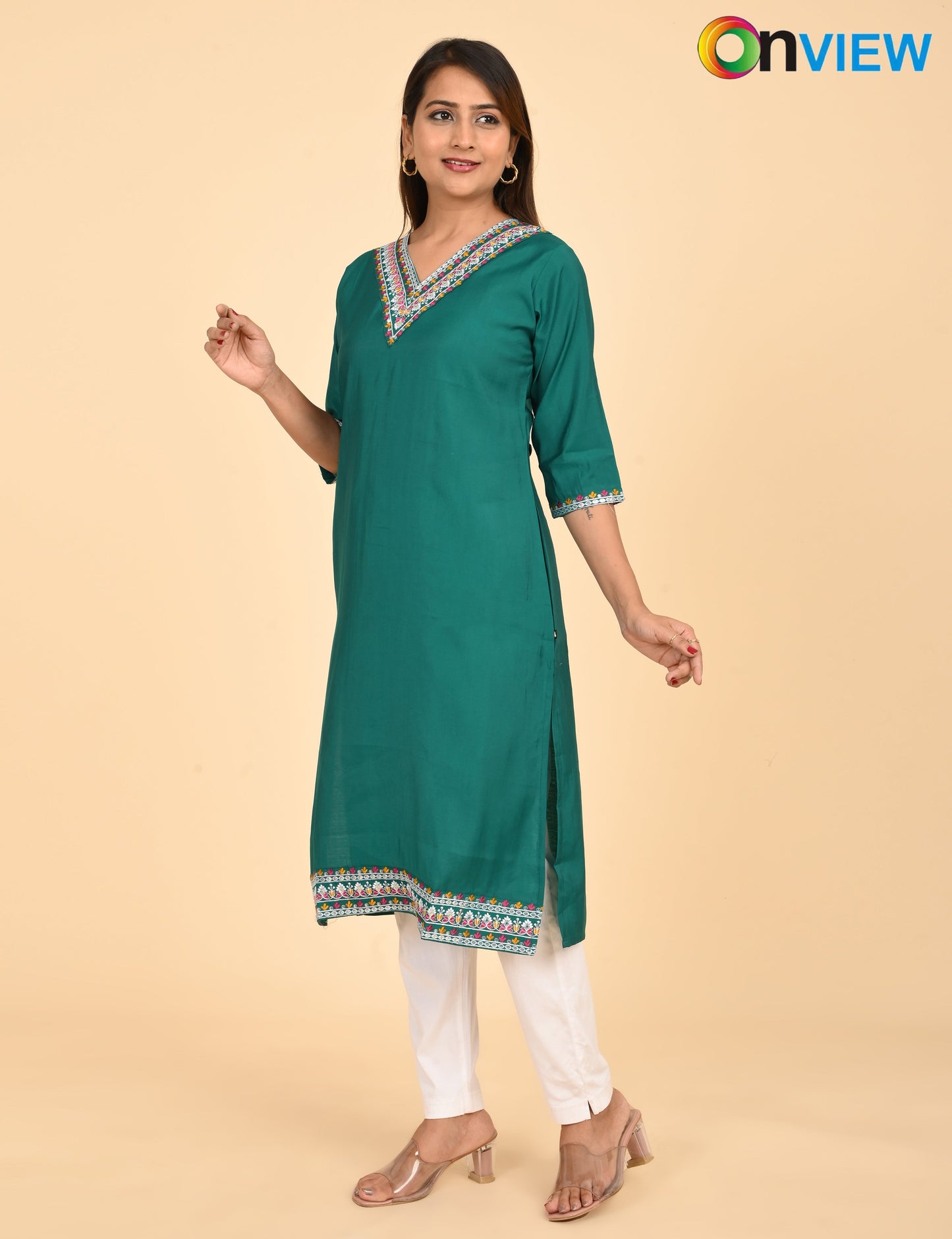 ONVIEW | 1436 | ROMAN SILK EMBROIDERY WITH BORDER