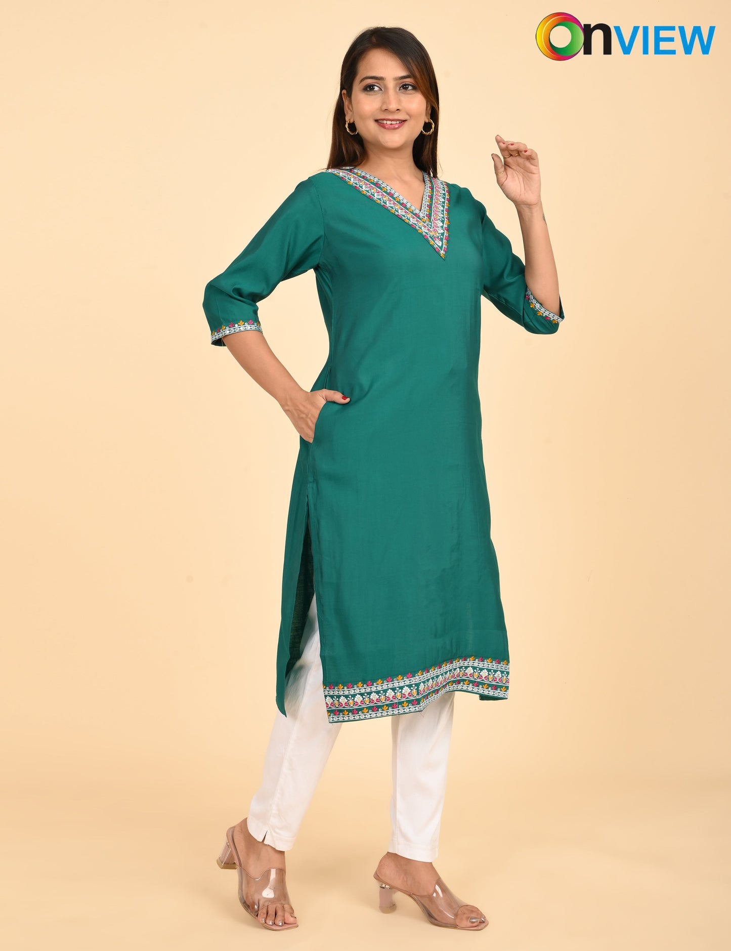 ONVIEW | 1436 | ROMAN SILK EMBROIDERY WITH BORDER