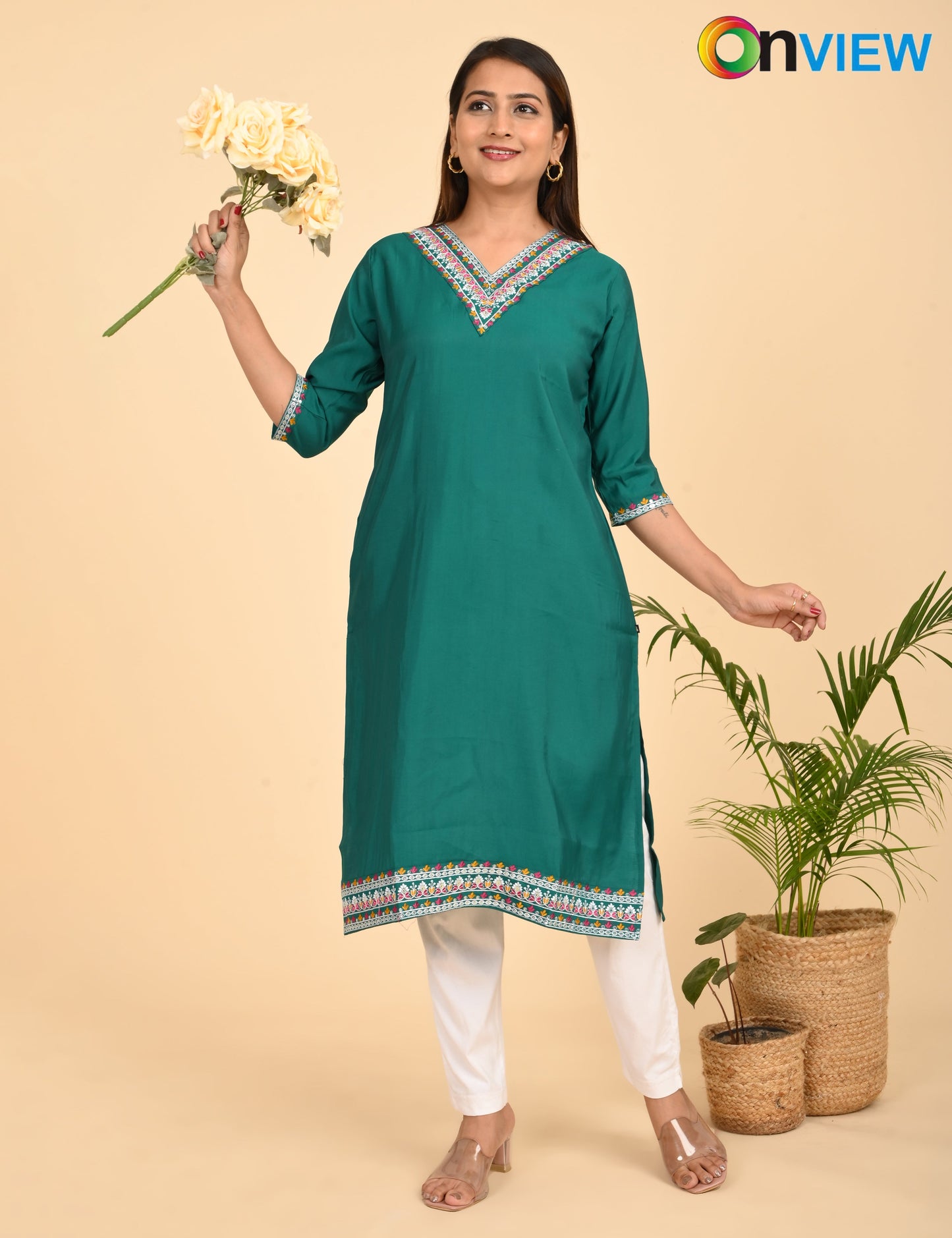 ONVIEW | 1436 | ROMAN SILK EMBROIDERY WITH BORDER