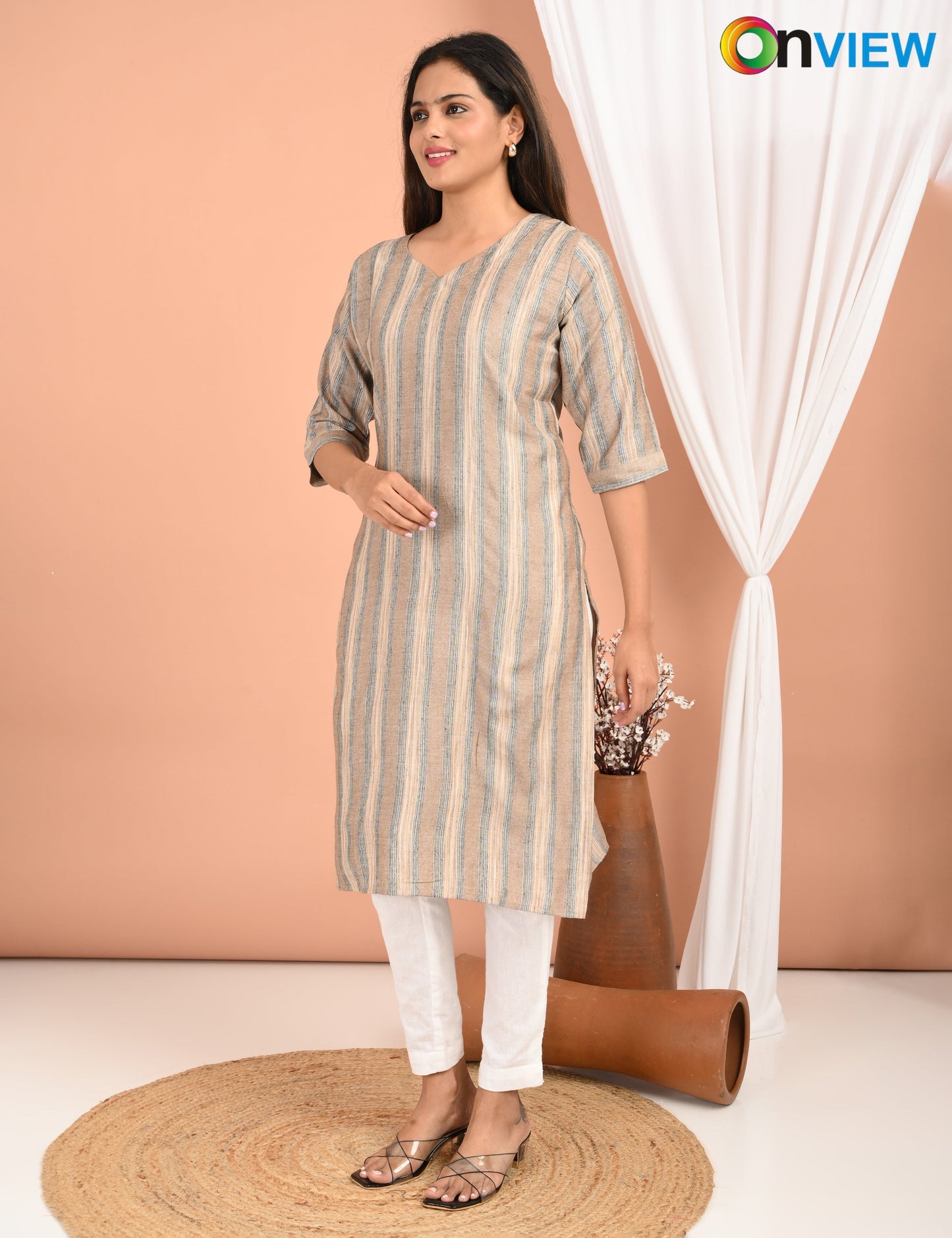 ONVIEW | 1537 | DESIGN NECK