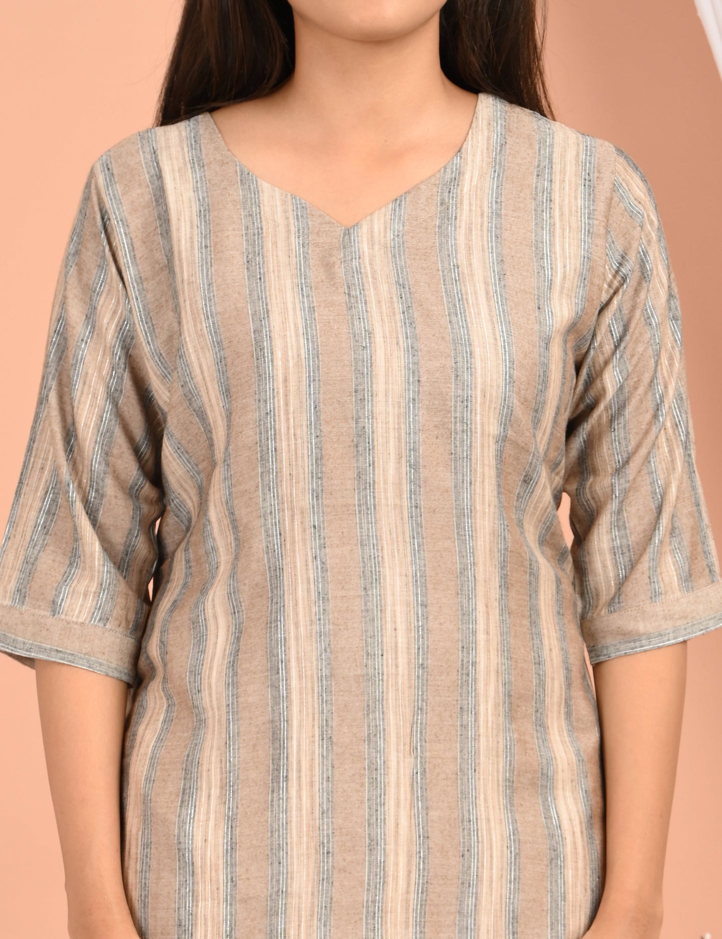 ONVIEW | 1537 | DESIGN NECK