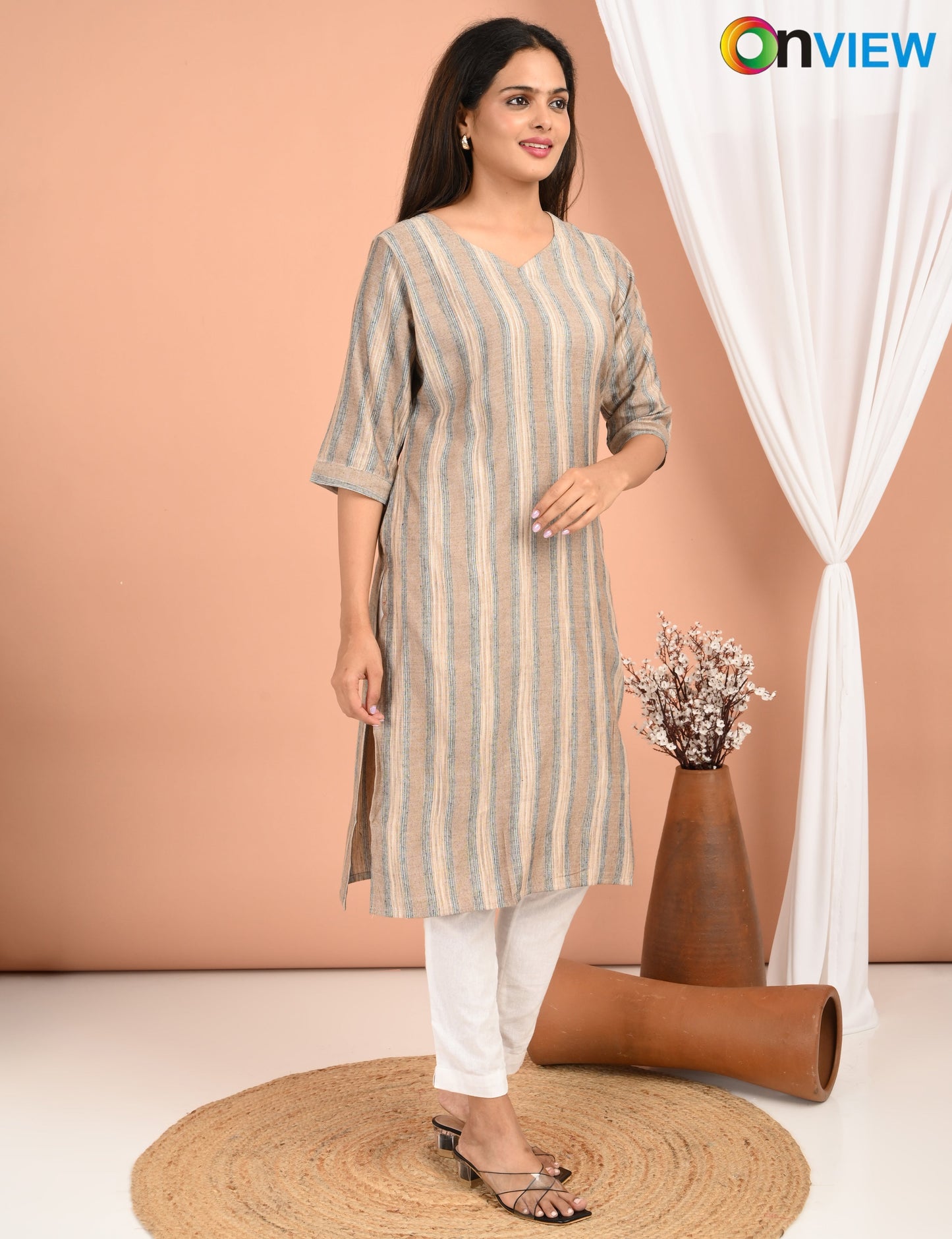 ONVIEW | 1537 | DESIGN NECK