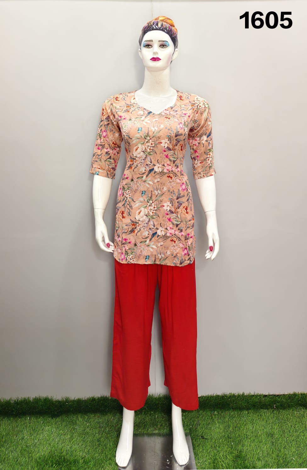 ONVIEW | 1605 | TRENDY RAYON DIGITAL PRINTED SHORT TOP