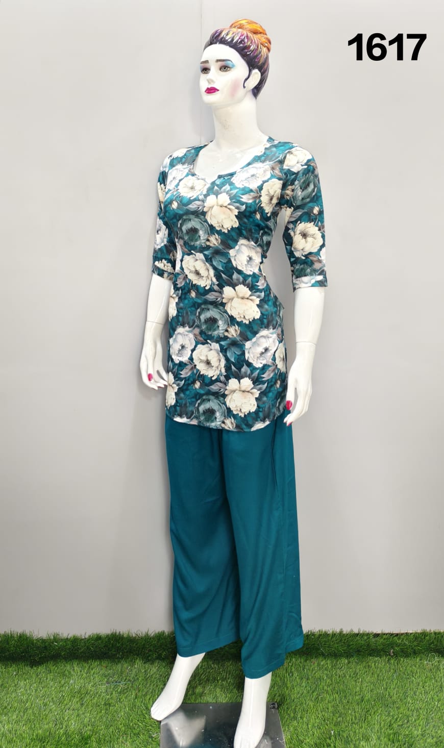 ONVIEW | 1617 | TRENDY RAYON DIGITAL PRINTED SHORT TOP