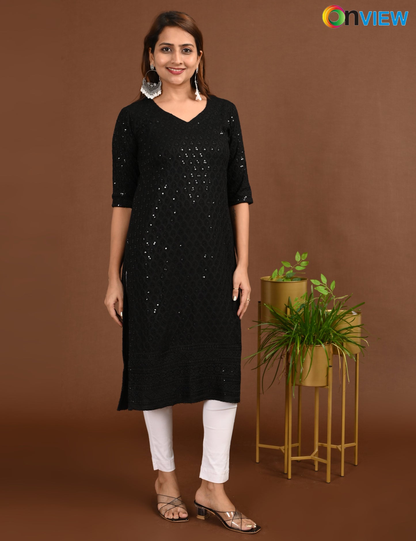 ONVIEW | 1745 | CHIKANKARI DESIGN NECK