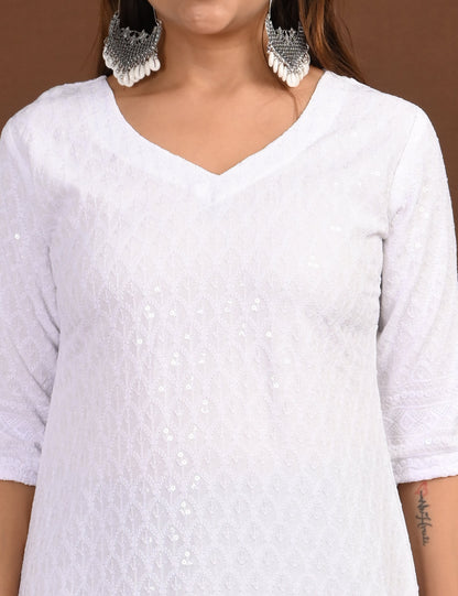 ONVIEW | 1748 | CHIKANKARI DESIGN NECK