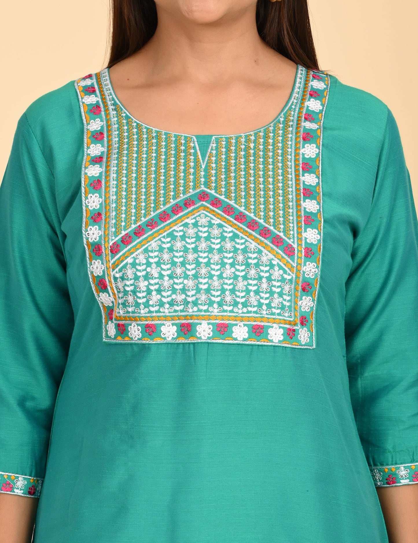 OVIEW | 225 | BIG EMBROIDERY