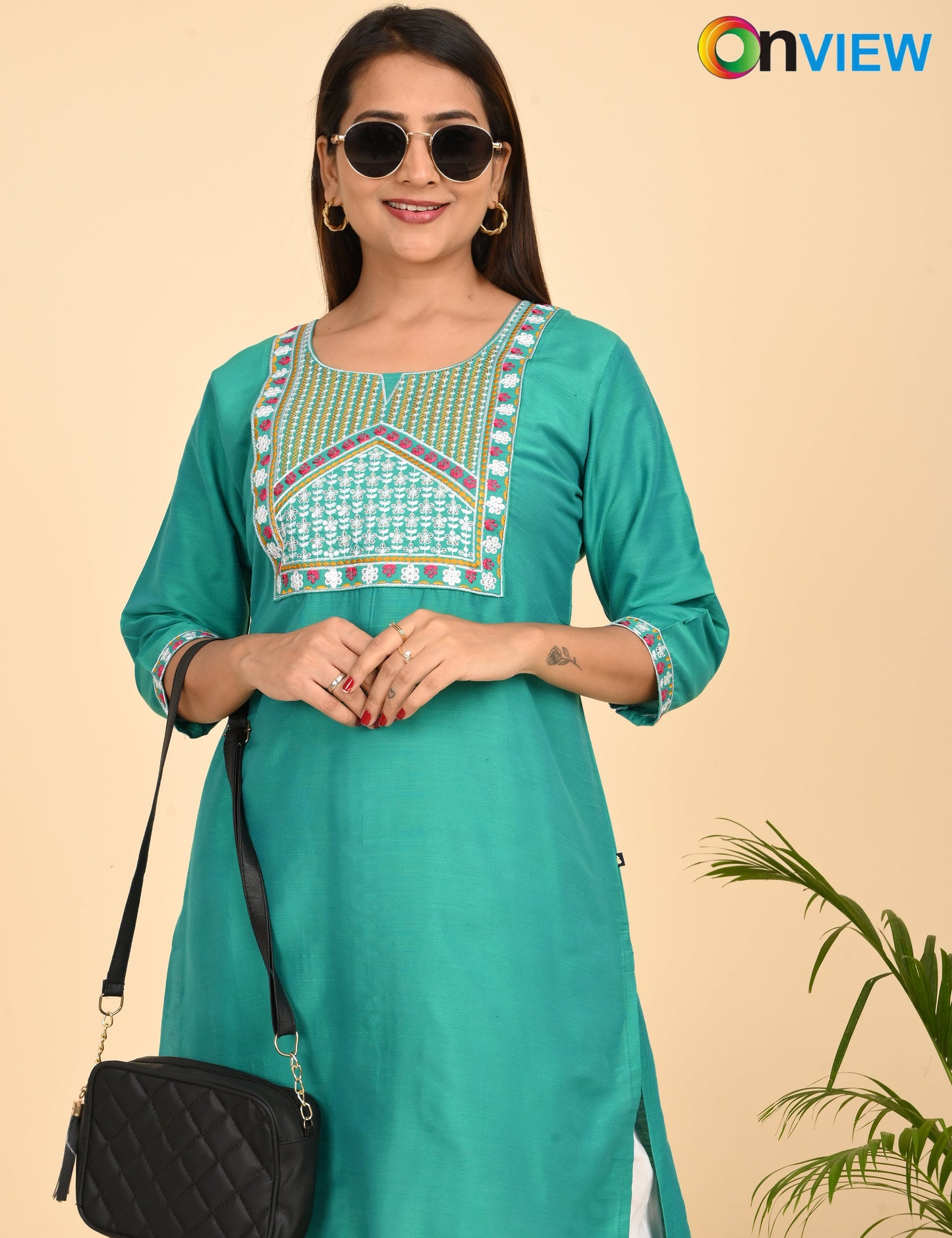 OVIEW | 225 | BIG EMBROIDERY