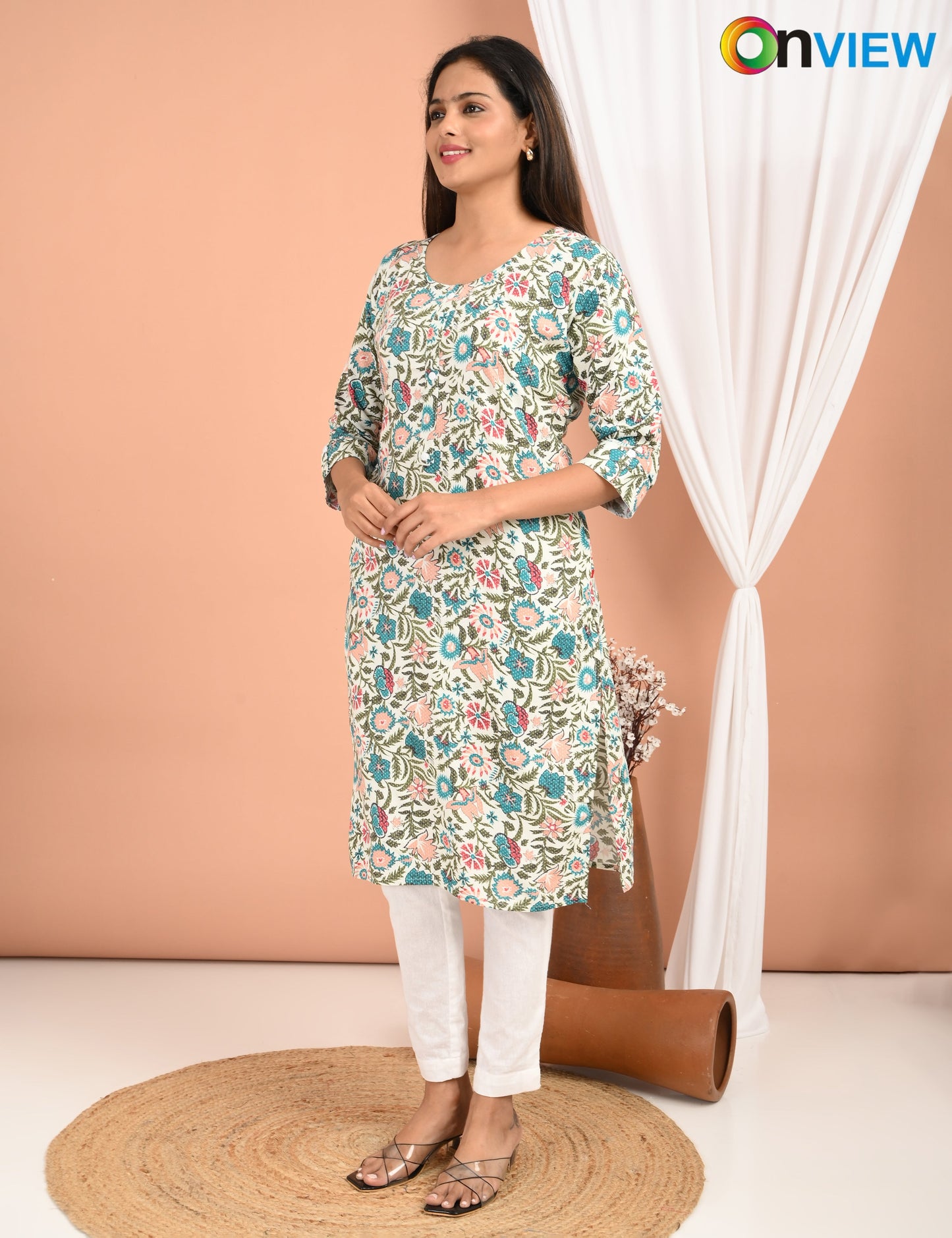 ONVIEW | 446 | ROUND NECK WITH POCKET