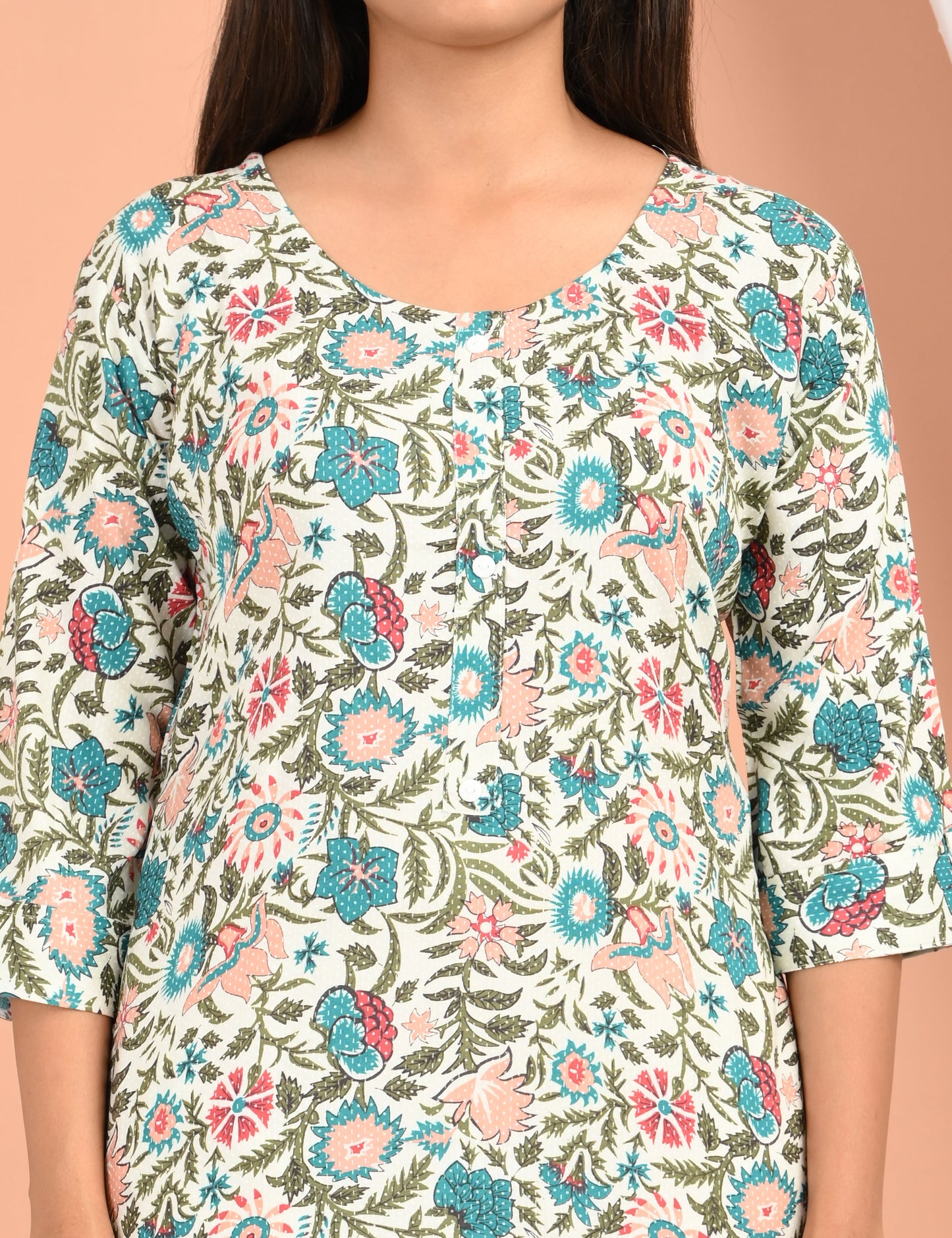 ONVIEW | 446 | ROUND NECK WITH POCKET