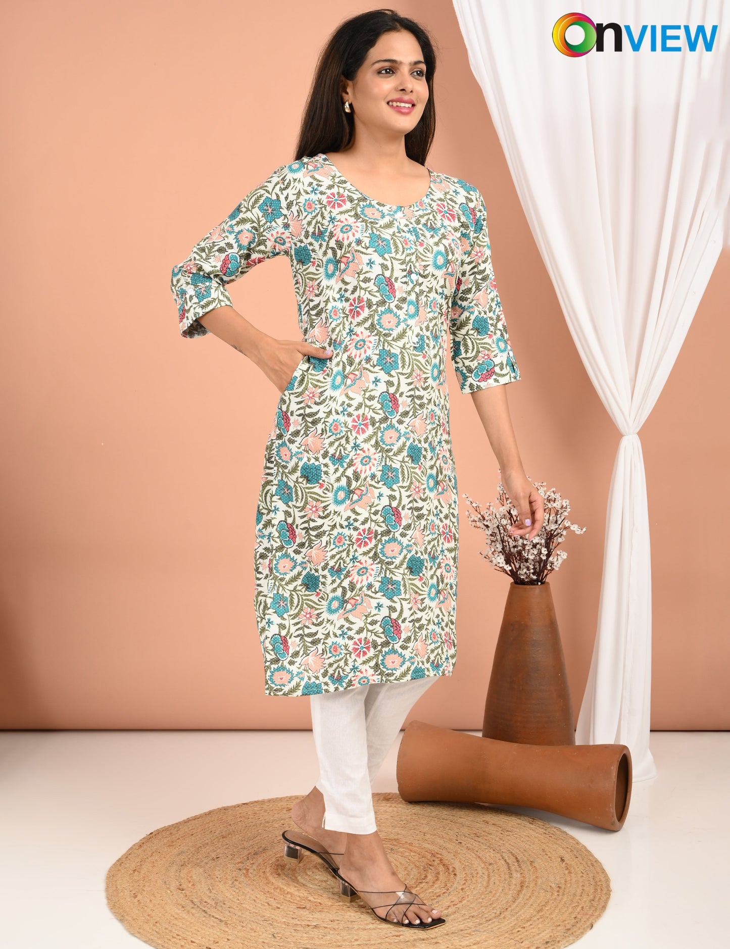 ONVIEW | 446 | ROUND NECK WITH POCKET