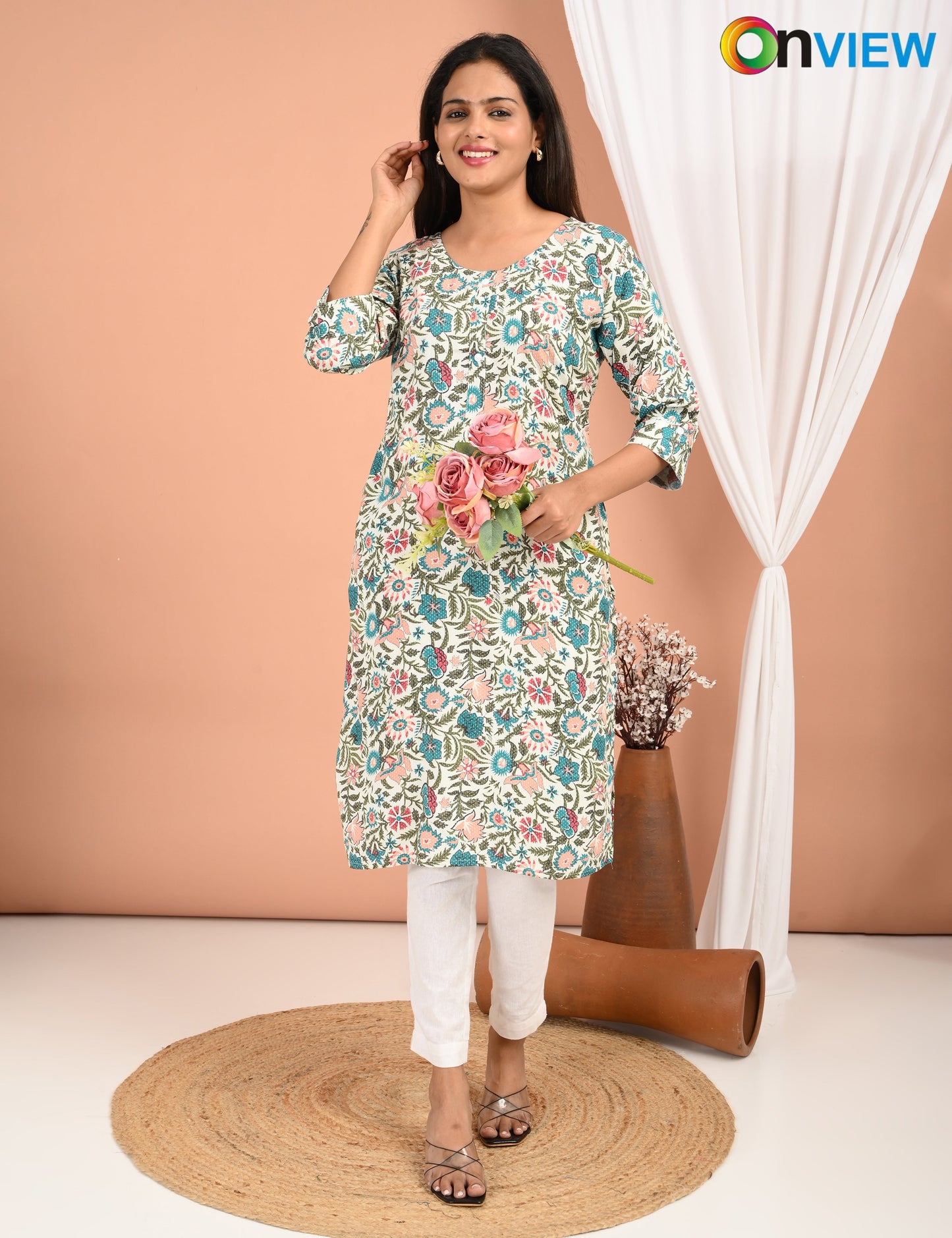 ONVIEW | 446 | ROUND NECK WITH POCKET